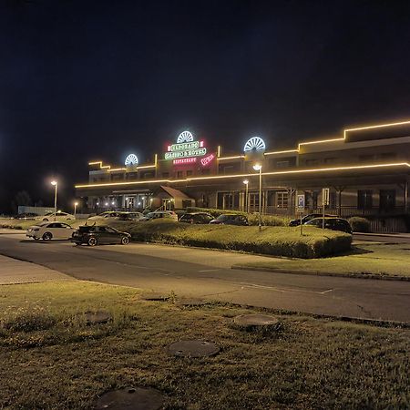 Casino & Hotel Eldorado Ceska Kubice Екстериор снимка